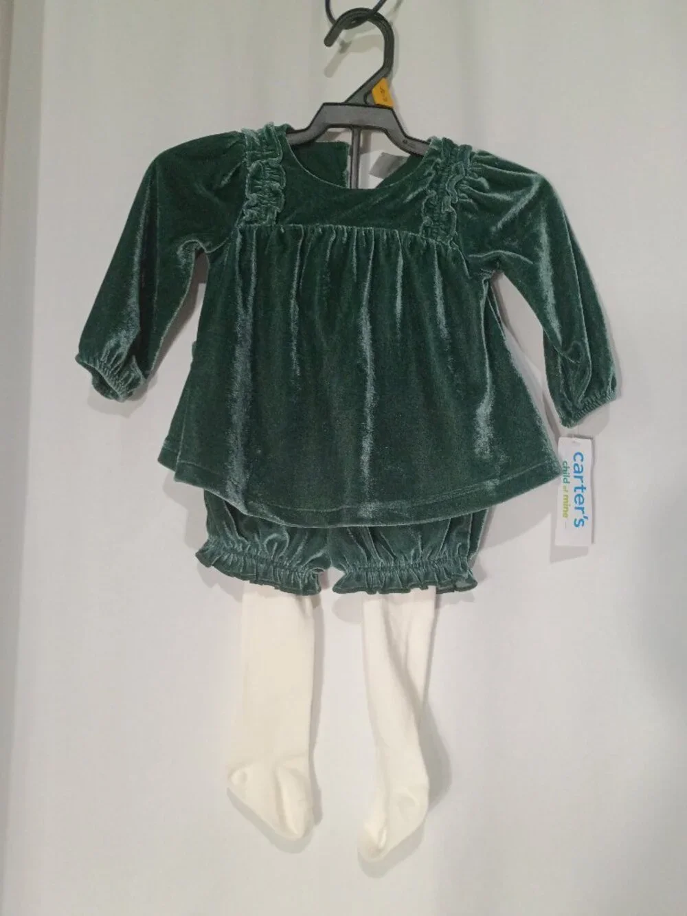Carters  Green velvet dress with matching shorts and white tights size 6-9 month